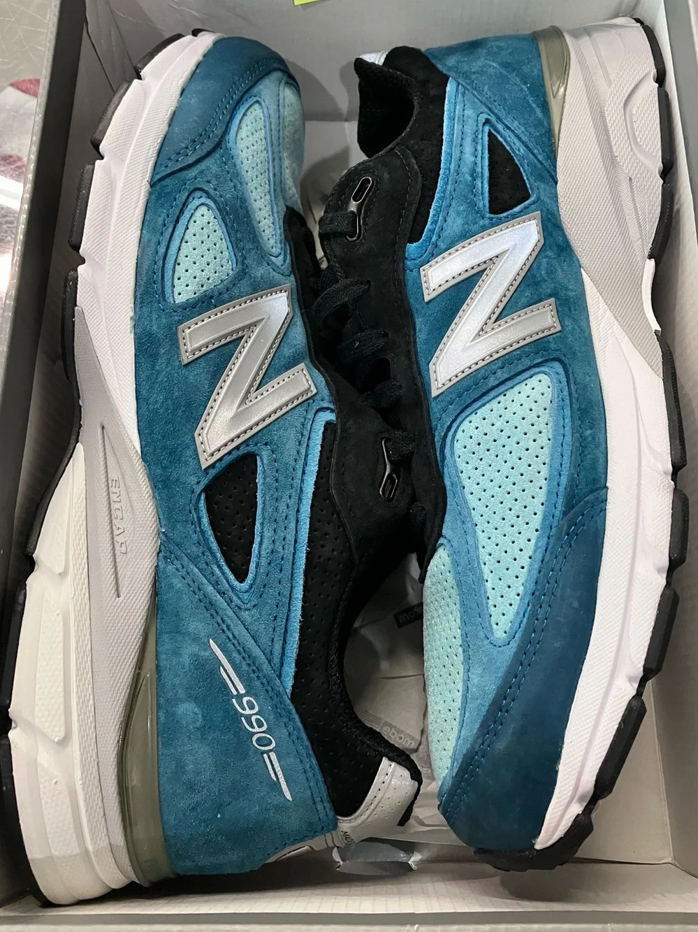 New Balance 990v4 Moroccan Blue Size 13
